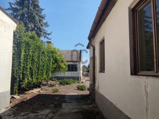 Eladó ház Nagybaracska, Szabadság tér 475 nm