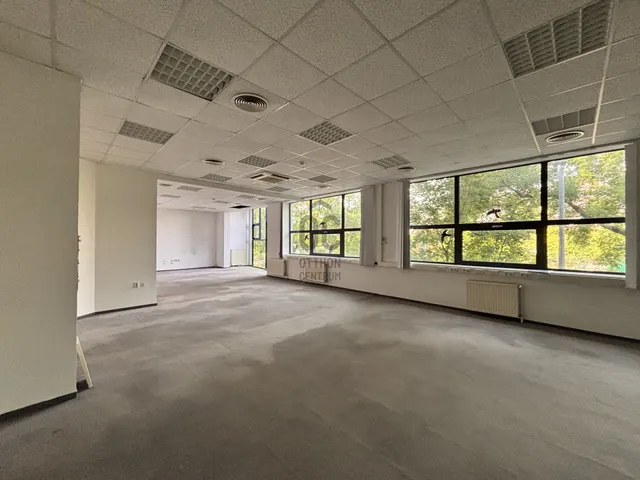 Eladó kereskedelmi és ipari ingatlan Budapest XIII. kerület, Lőportárdűlő 4289 nm