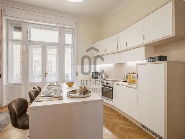 Eladó lakás Budapest V. kerület, Belváros 234 nm