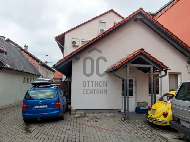 Eladó kereskedelmi és ipari ingatlan Budakeszi 175 nm