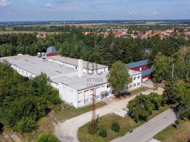Eladó kereskedelmi és ipari ingatlan Celldömölk 5278 nm