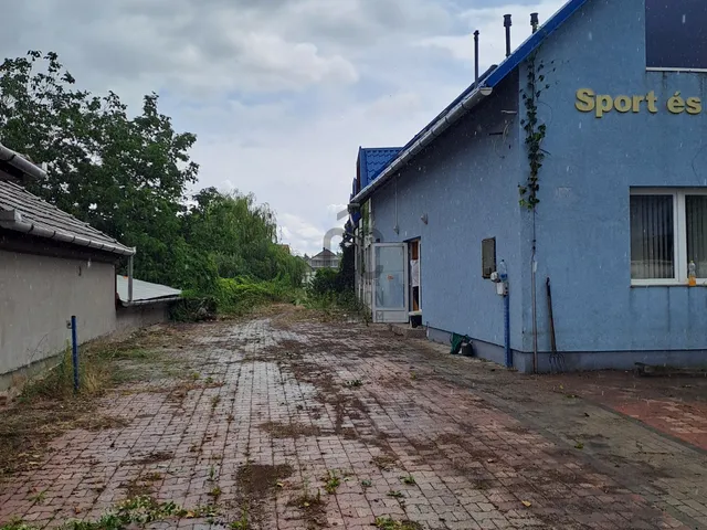 Eladó kereskedelmi és ipari ingatlan Abasár 434 nm
