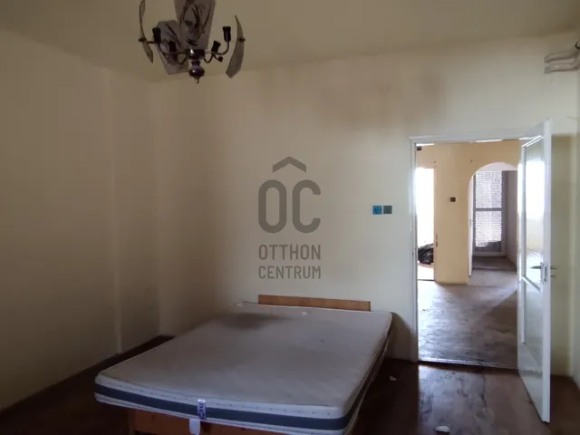 Eladó lakás Barcs 209 nm