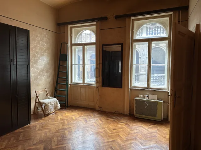 Eladó lakás Budapest VI. kerület 63 nm