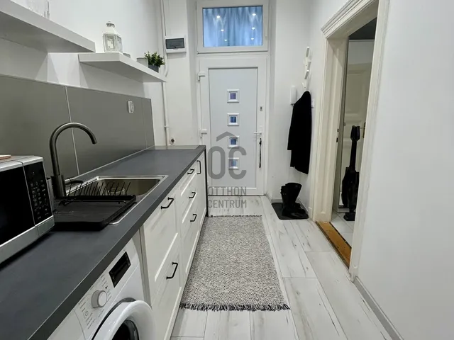 Eladó lakás Budapest VI. kerület 25 nm