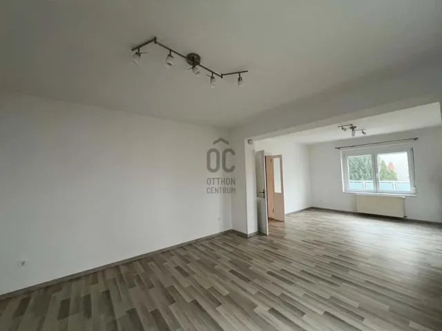 Eladó ház Budapest XVII. kerület, Rákoskert 204 nm