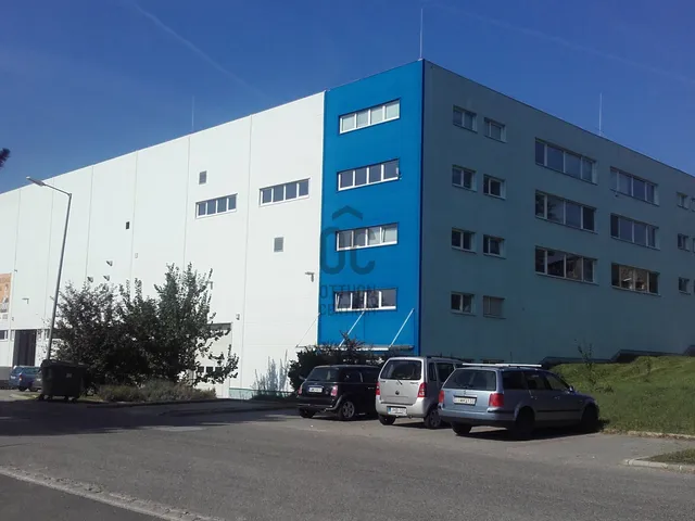 Eladó kereskedelmi és ipari ingatlan Budaörs 4419 nm