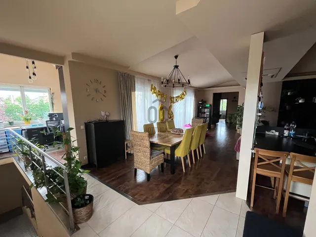 Eladó ház Budapest XV. kerület, Rákospalota 329 nm