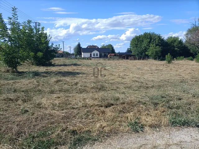 Eladó telek Látrány 1011 nm