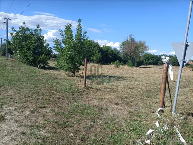 Eladó telek Látrány 1011 nm