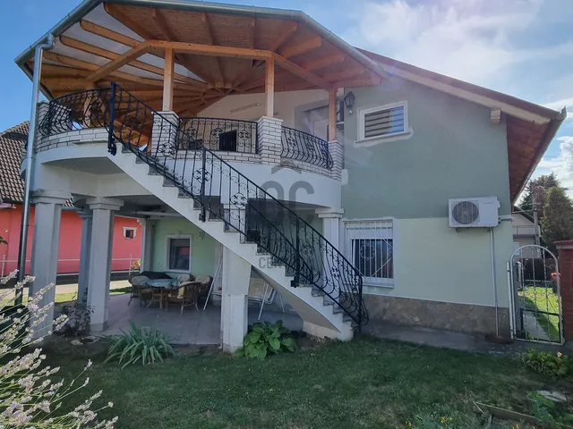 Eladó ház Balatonboglár 202 nm