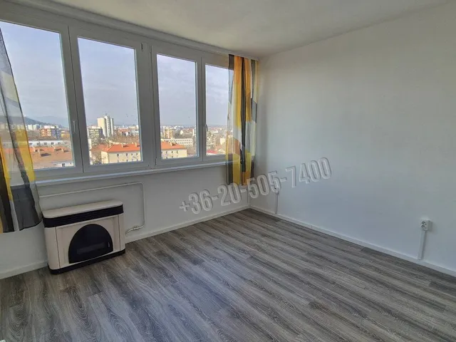 Eladó lakás Miskolc, Selyemrét 58 nm