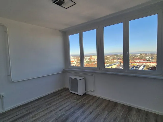 Eladó lakás Miskolc, Selyemrét 58 nm