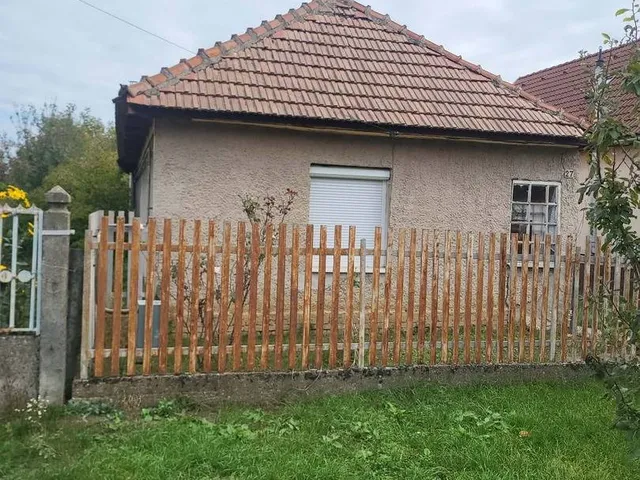 Eladó ház Tiszalúc 75 nm
