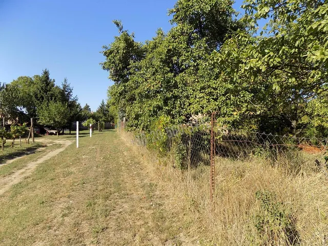 Eladó telek Pápa, Öreghegy 1094 nm