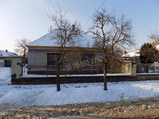 Eladó ház Egyházaskesző 72 nm