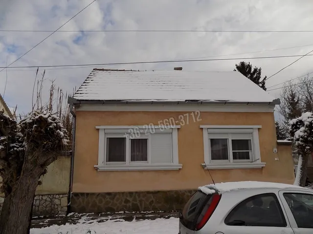 Eladó ház Pápa, Tókert 118 nm