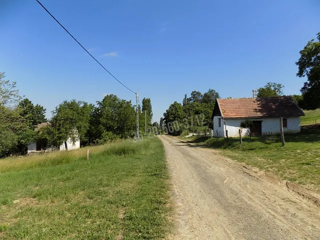 Eladó telek Kehidakustány, Papucs hegy 1653 nm