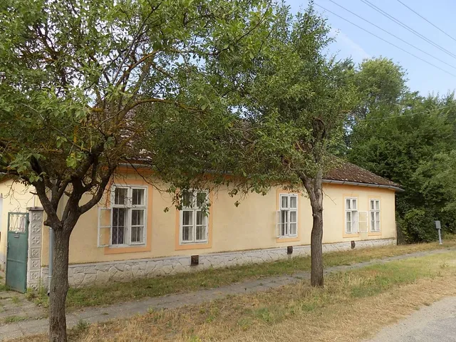 Eladó ház Nagydém 84 nm