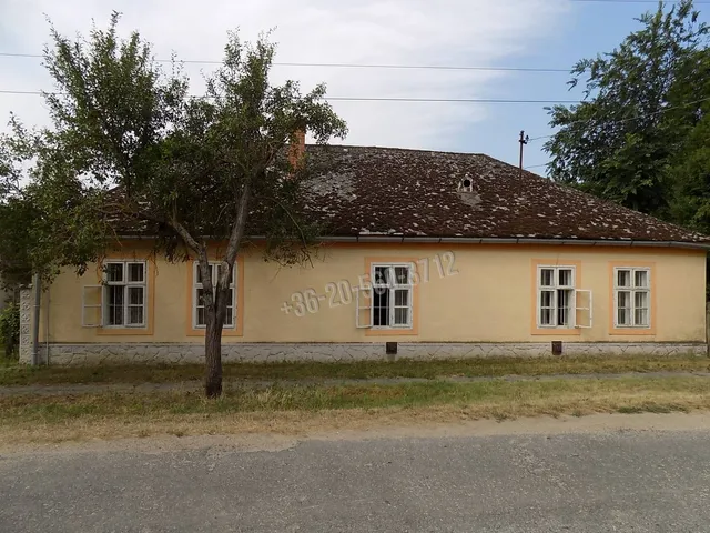 Eladó ház Nagydém 84 nm