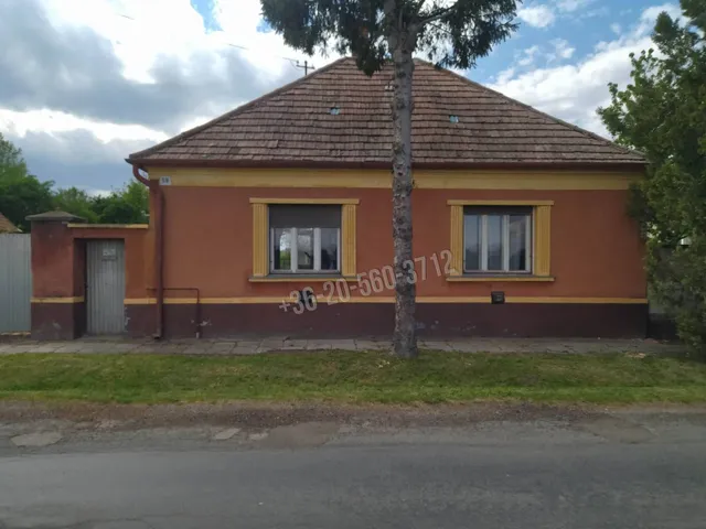 Eladó ház Egyházaskesző, Vasút utca 1833 nm