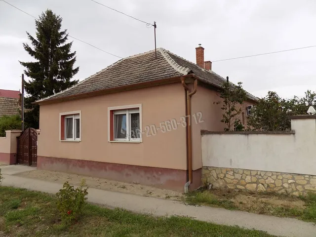 Eladó ház Dáka, Dózsa György utca 70 nm