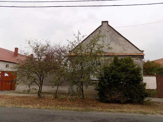 Eladó ház Egyházaskesző 71 nm