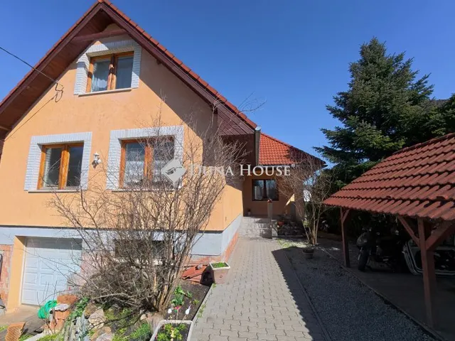 Eladó ház Szentendre 275 nm