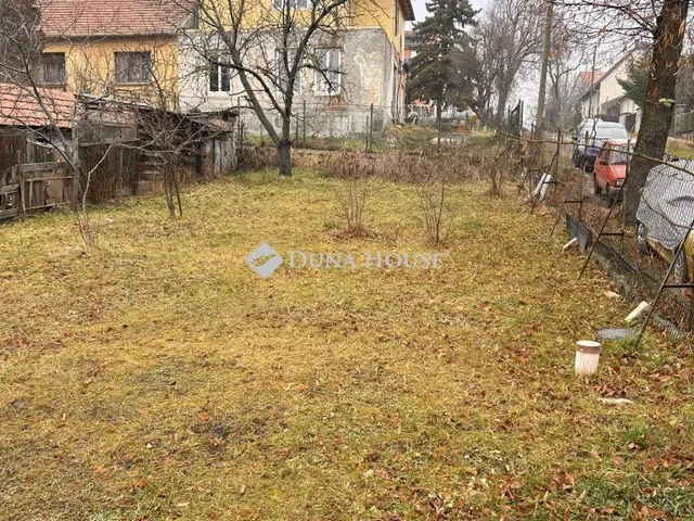 Eladó telek Szentendre 478 nm