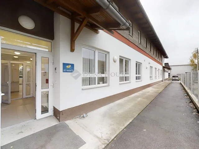 Eladó kereskedelmi és ipari ingatlan Szentendre 996 nm