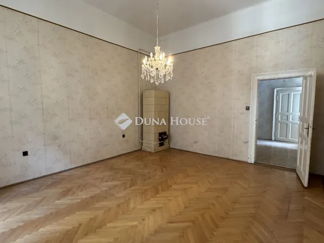 Eladó lakás Budapest VI. kerület 66 nm