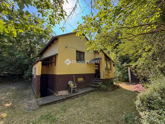 Eladó ház Pócsmegyer 60 nm