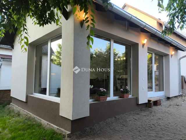 Eladó ház Szada 130 nm