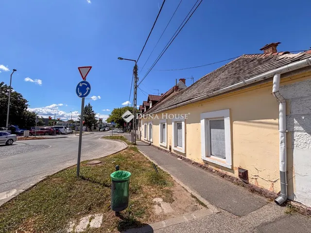 Eladó ház Szentendre, Vasúti villasor 95 nm