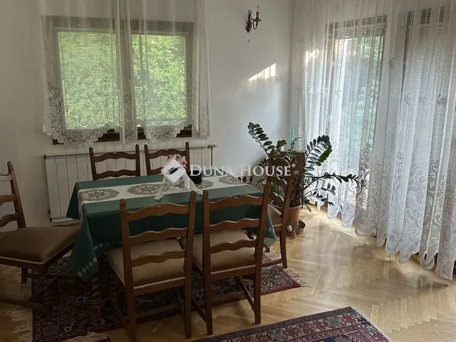 Eladó ház Budapest II. kerület 132 nm