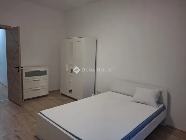 Eladó lakás Budapest IX. kerület, Mester utca 70 nm