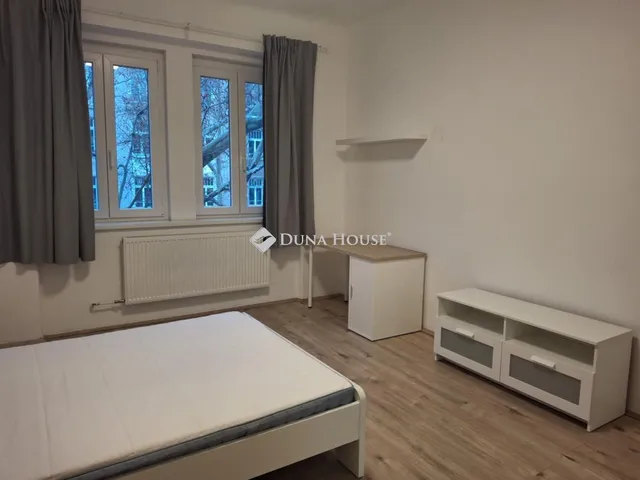 Eladó lakás Budapest IX. kerület, Mester utca 70 nm