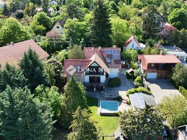 Eladó ház Leányfalu 175 nm