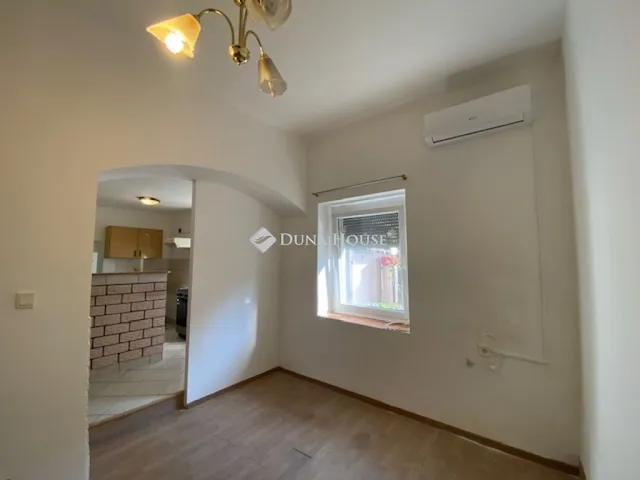 Eladó ház Dunabogdány, Kossuth Lajos út 42 nm