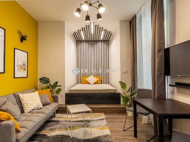 Eladó lakás Budapest VII. kerület, Akácfa utca 33 nm