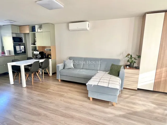 Eladó üdülő és hétvégi ház Tahitótfalu, Visegrádi út 50 nm