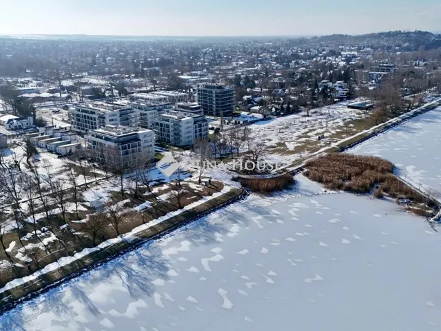 Eladó lakás Balatonlelle 90 nm