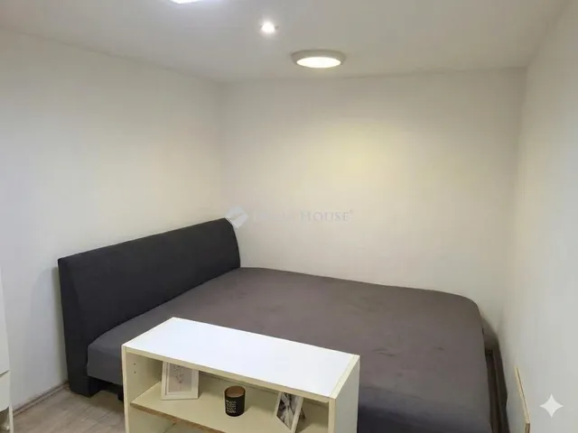 Eladó lakás Budapest VII. kerület, Bethlen Gábor utca 30 nm