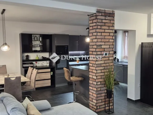 Eladó ház Budapest III. kerület 118 nm