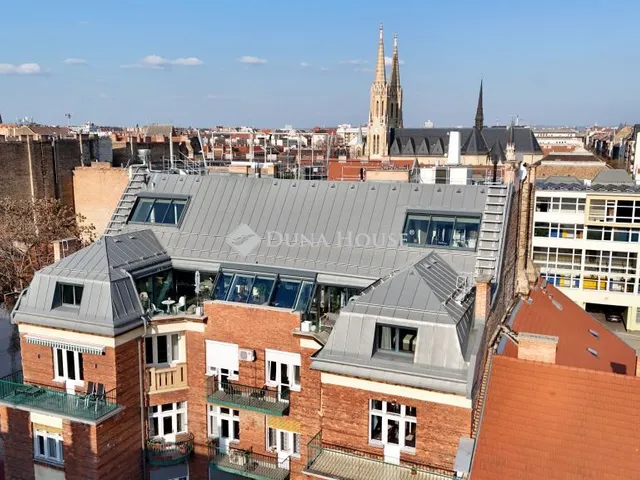Eladó lakás Budapest VII. kerület 203 nm