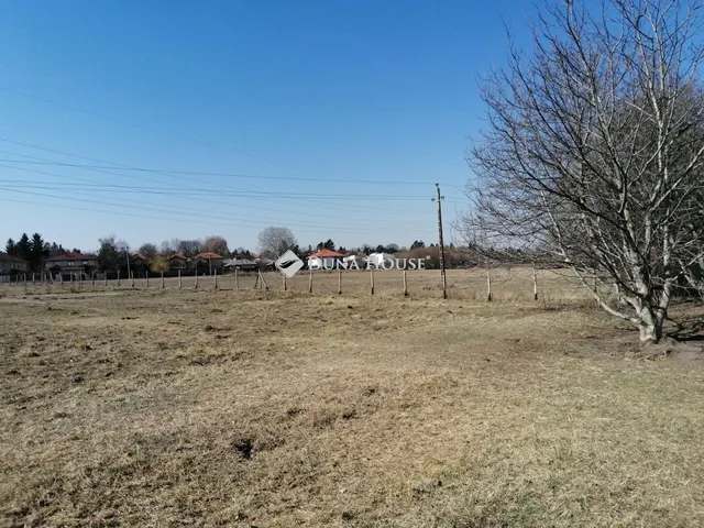 Eladó telek Budapest XVI. kerület 1940 nm