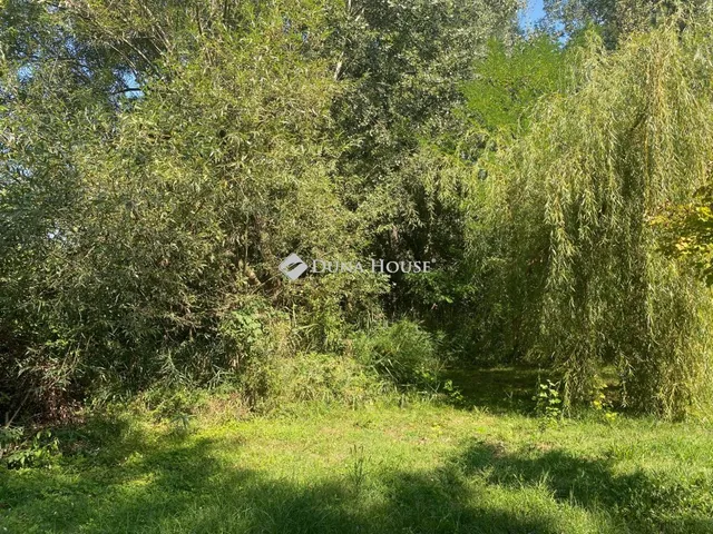 Eladó telek Göd 7143 nm