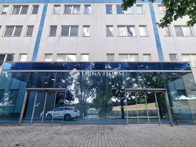 Kiadó kereskedelmi és ipari ingatlan Pécel, Határ utca 875 nm