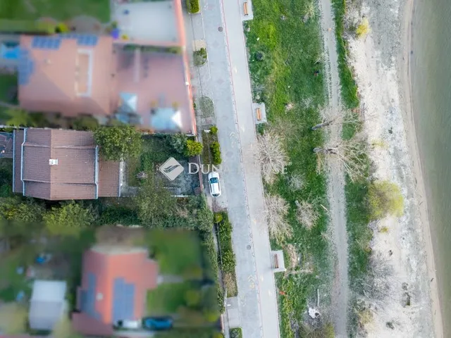 Eladó ház Dunakeszi, Duna sor 171 nm