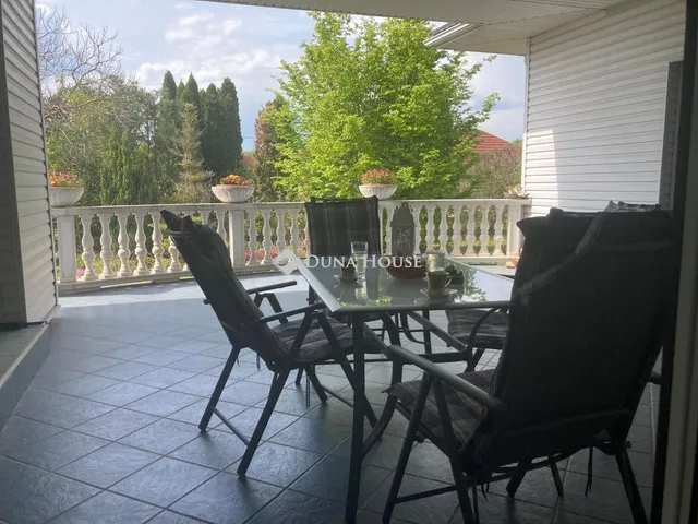 Eladó ház Vác, Déli út 460 nm